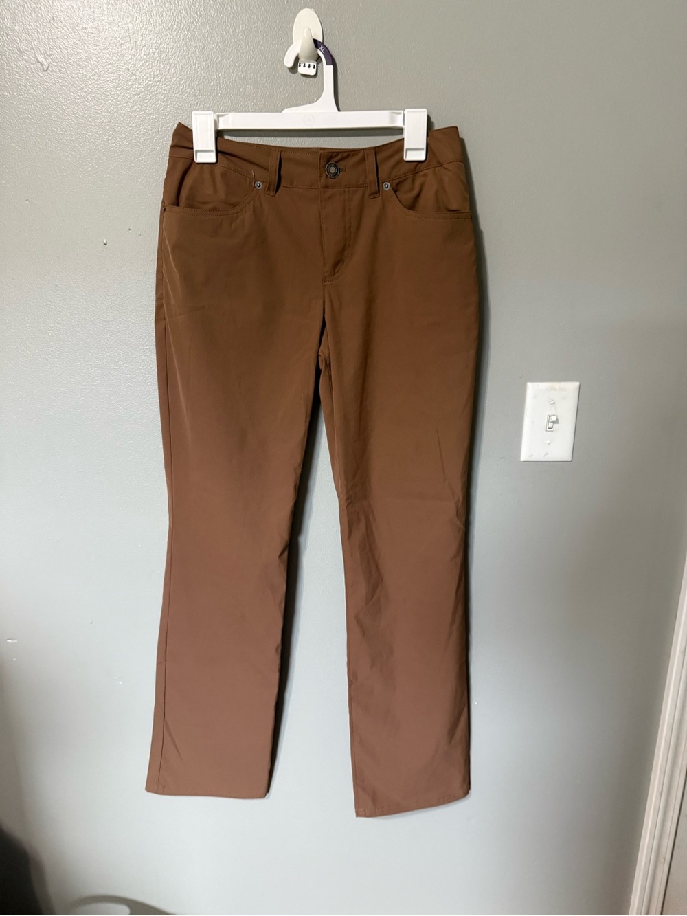Pendleton Women's Tech Chino Pants Size 4 Tan Camel 100% Polyester Lightweight